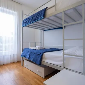 Albergue Kampus, Split
