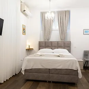 Guest house Varos