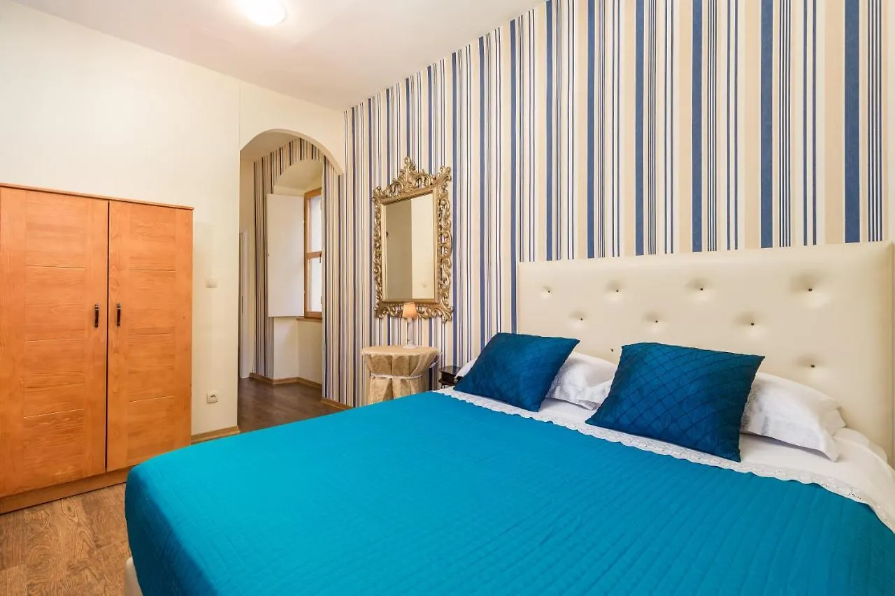 Captain'S Guest House Split 4*,