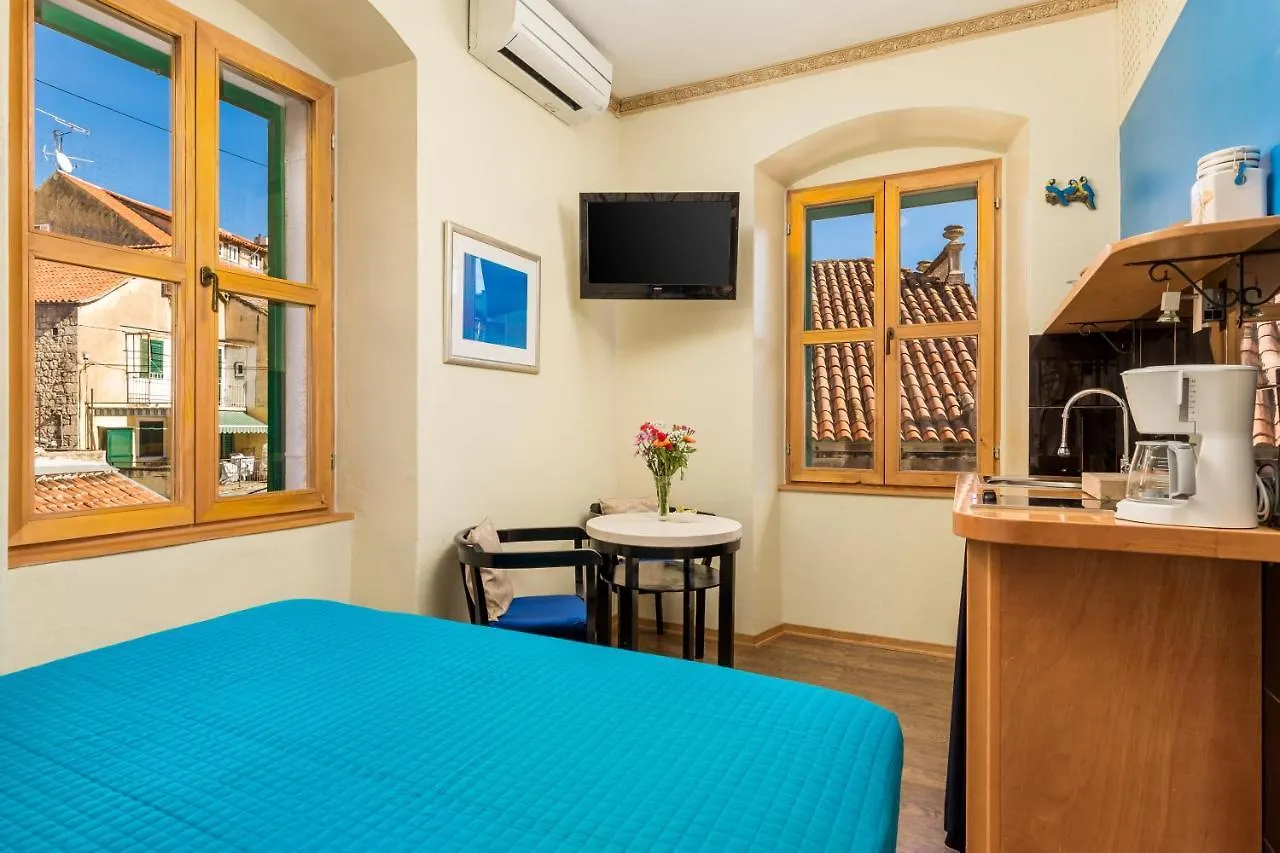 Captain'S Guest House Split 4*,